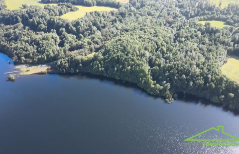 2.95 Hectáreas con 300 metros de borde lago en Tarahuin
