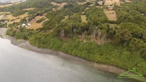 🌿 Campo de 11 hectáreas y Borde de Mar en San Javier, Isla Quinchao