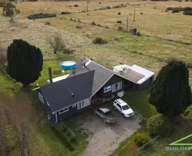 Cómoda casa en parcela de 1 hectárea – Mocopulli, Dalcahue, Chiloé
