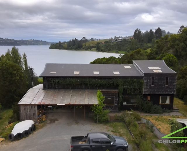 Casa Frente al Mar en Venta en Castro, Chiloé