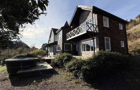 Exclusivo campo de 14 hectáreas con casa de 450 m² en Curaco de Vélez, Isla de Chiloé